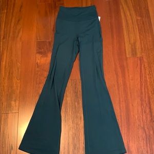 LULULEMON groove pant nulu